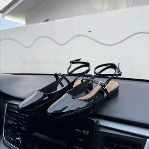 Elegant Black Patent Leather Slingback Flats
